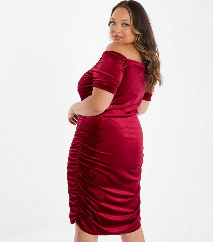 Curves Dark Red Velvet Ruched Mini Bodycon Dress | New Look