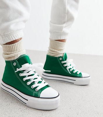 Trainers with red on sale and green stripe