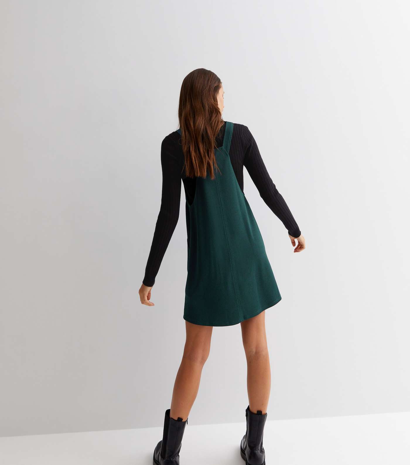 Dark Green Crepe Square Neck Pocket Front Mini Dress Image 4