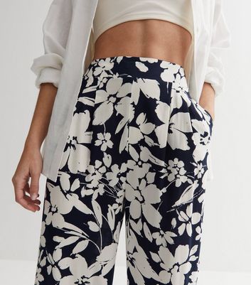 White Floral Wide Leg Trousers | TALLY WEiJL Netherlands