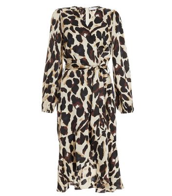 Quiz leopard print cheap wrap dress