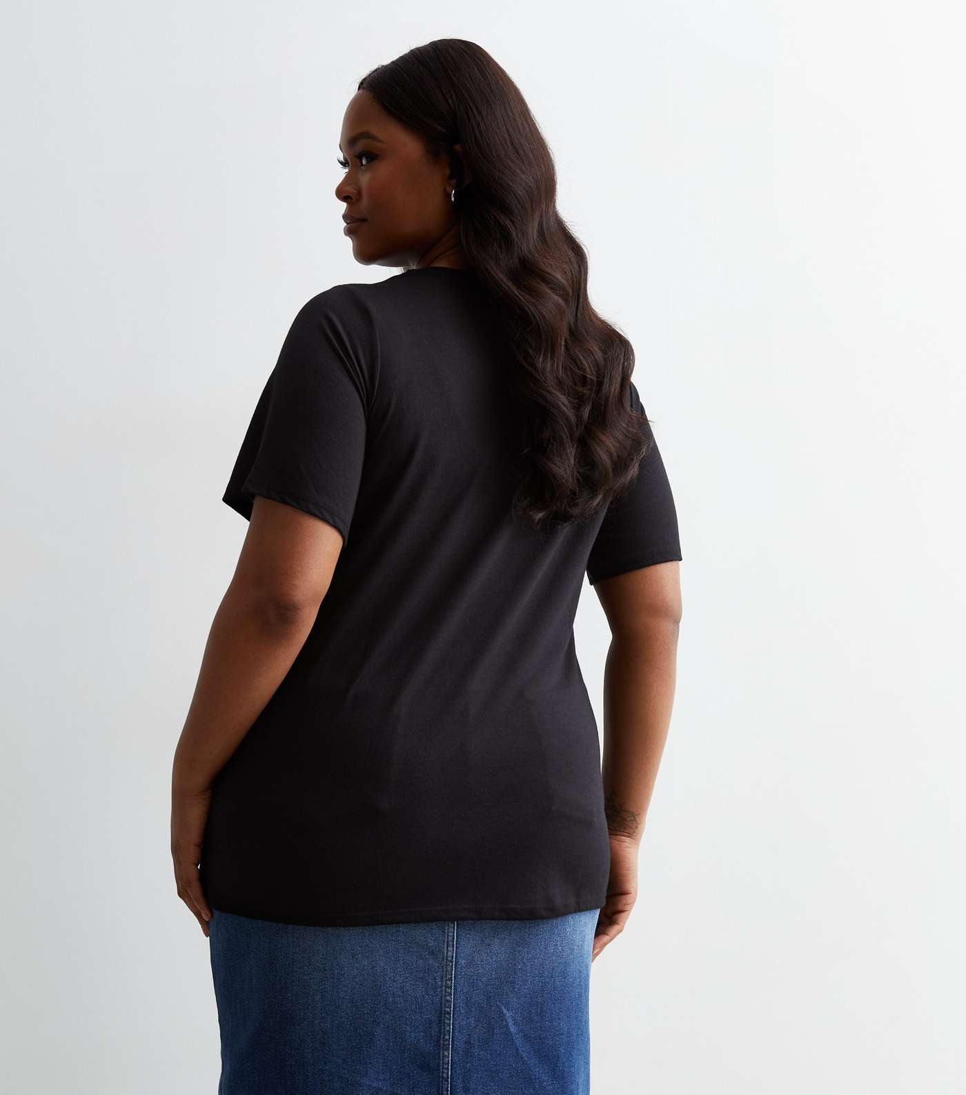 Curves Black V Neck T-Shirt Image 4