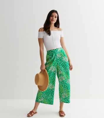 Green Floral Wide Leg Crop Trousers