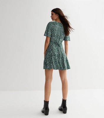 Short sleeve 2025 mini dress