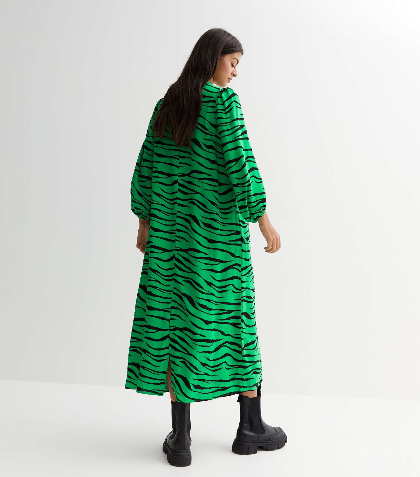 Green Zebra Print Puff Sleeve Midi Dress Image 4