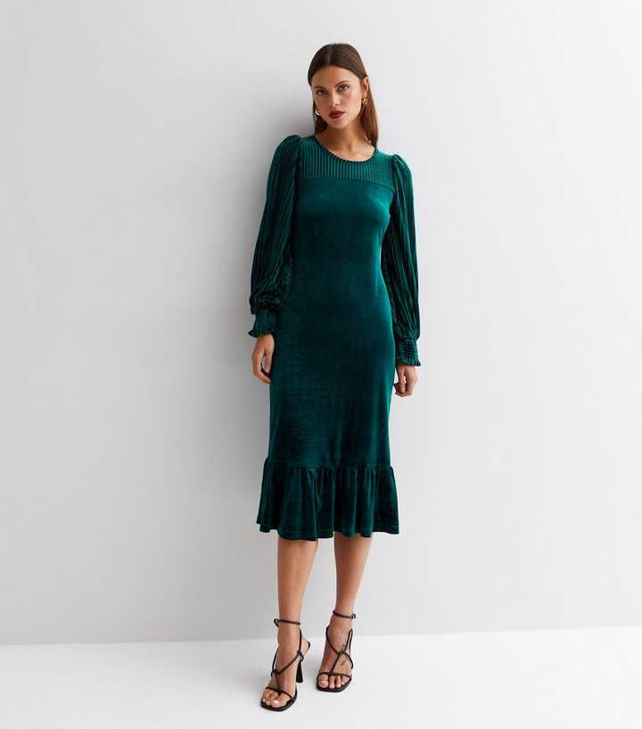 Louche Green Velvet Ribbed Fishtail Midi Dress | New Look