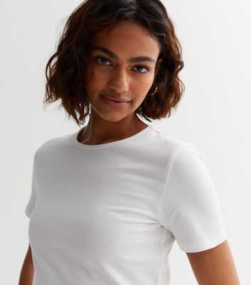 Petite White Short Sleeve Crop T-Shirt