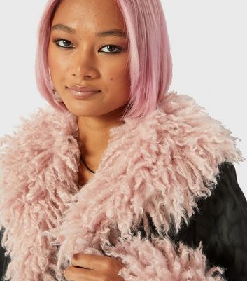 Black coat 2024 with pink fur