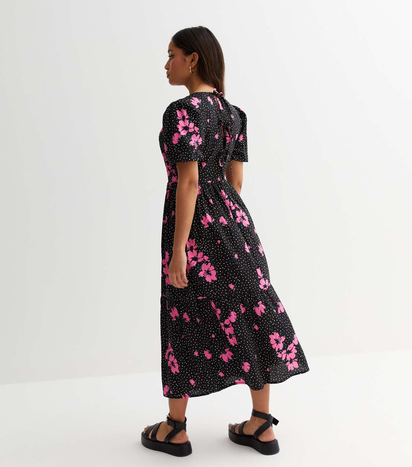 Petite Black Polka Dot Floral Short Sleeve Midi Dress Image 4