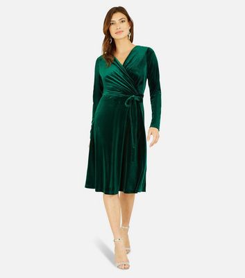 Yumi Green Velvet V Neck Long Sleeve Midi Wrap Dress New Look