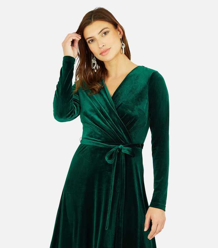 Yumi Green Velvet V Neck Long Sleeve Midi Wrap Dress