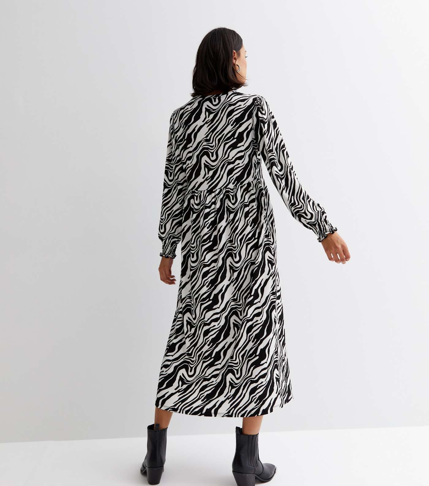 Black Jersey Abstract Print Long Sleeve Smock Midi Dress Image 4