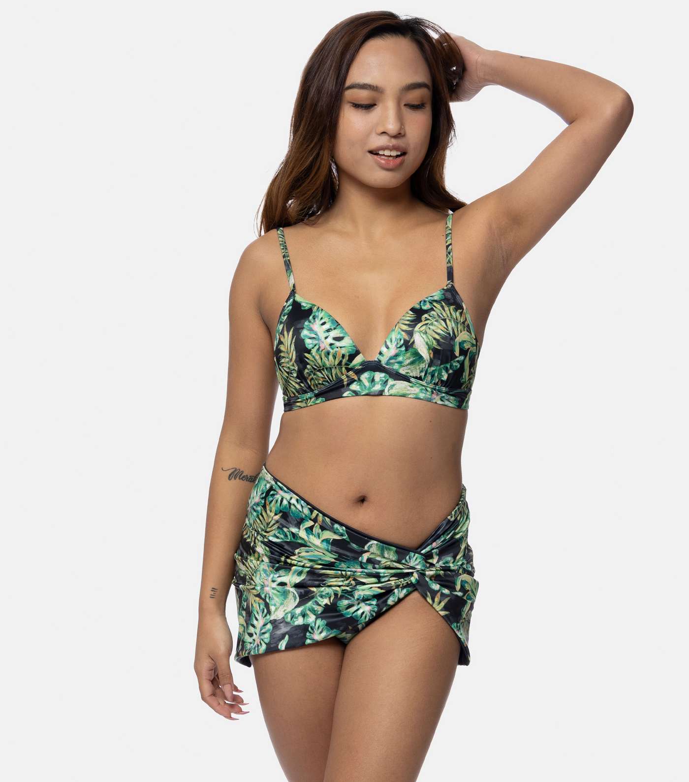 Dorina Green Tropical Leaf Print Beach Skirt Image 2