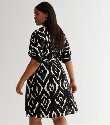 Curves Black Abstract Belted Mini Wrap Dress New Look