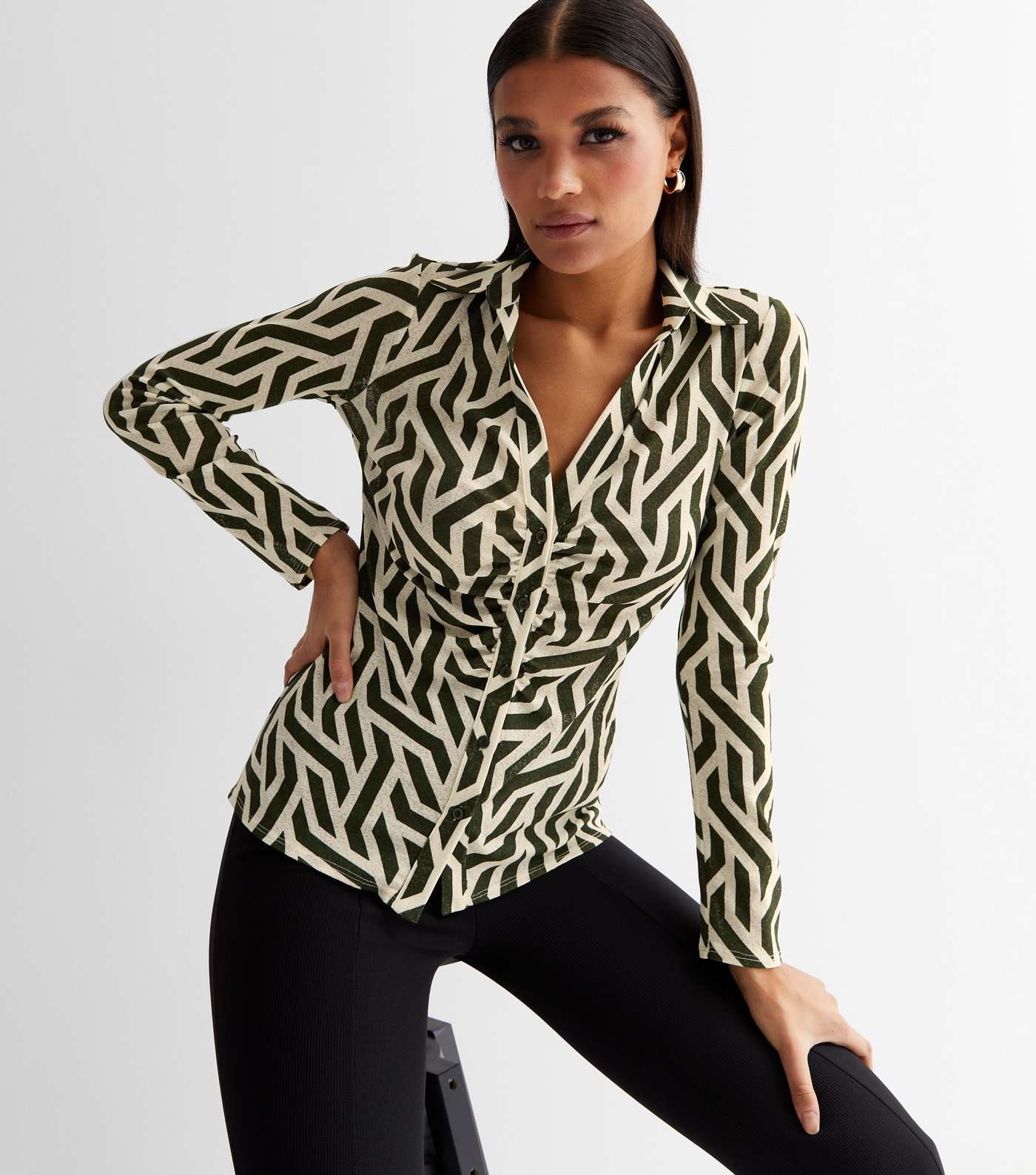 Green Geometric Jersey Ruched Shirt Image 3