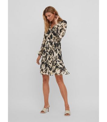 Vila best sale wrap dress