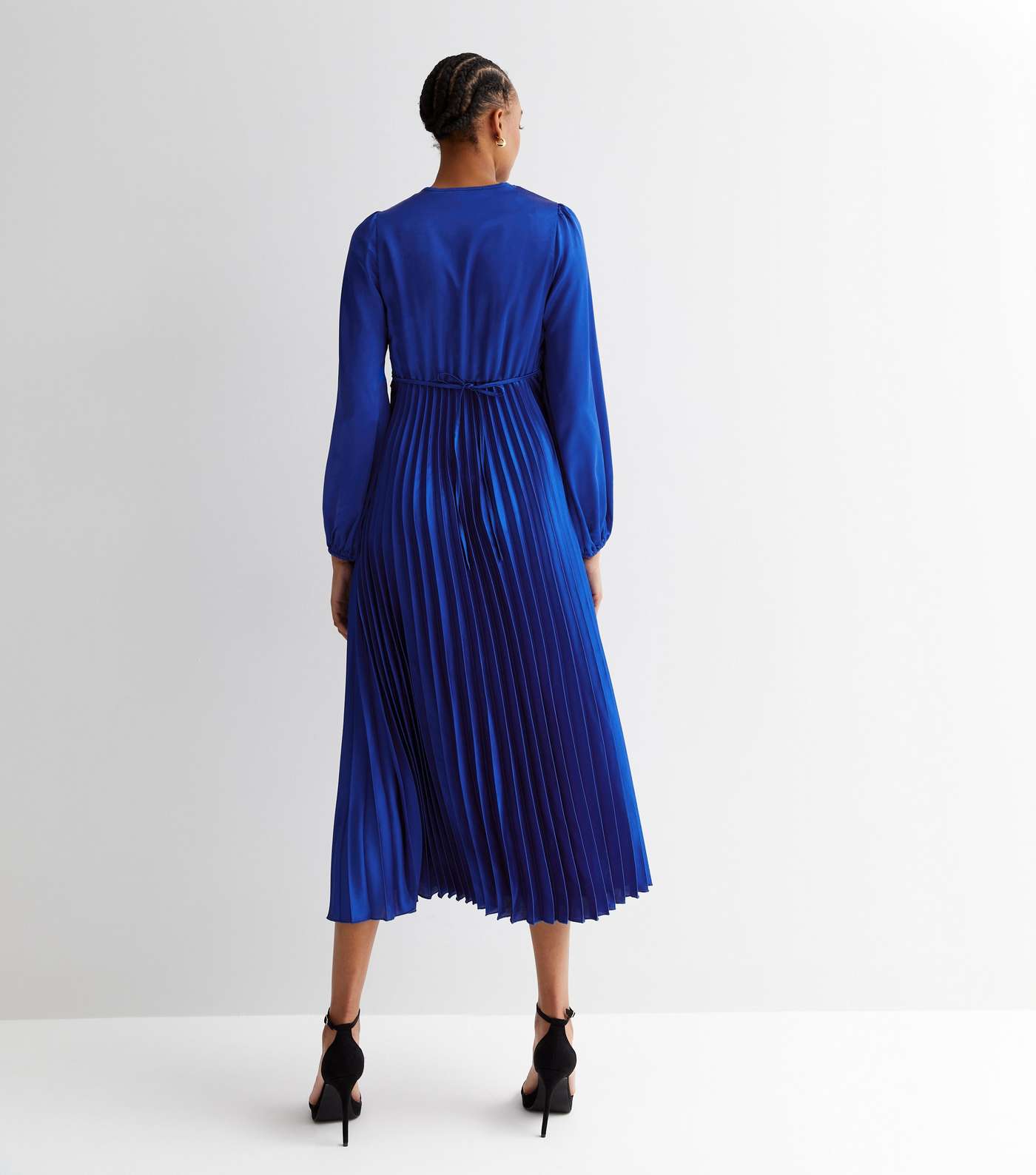 Tall Blue Satin Twist Front Pleated Hem Midi Dress Image 4
