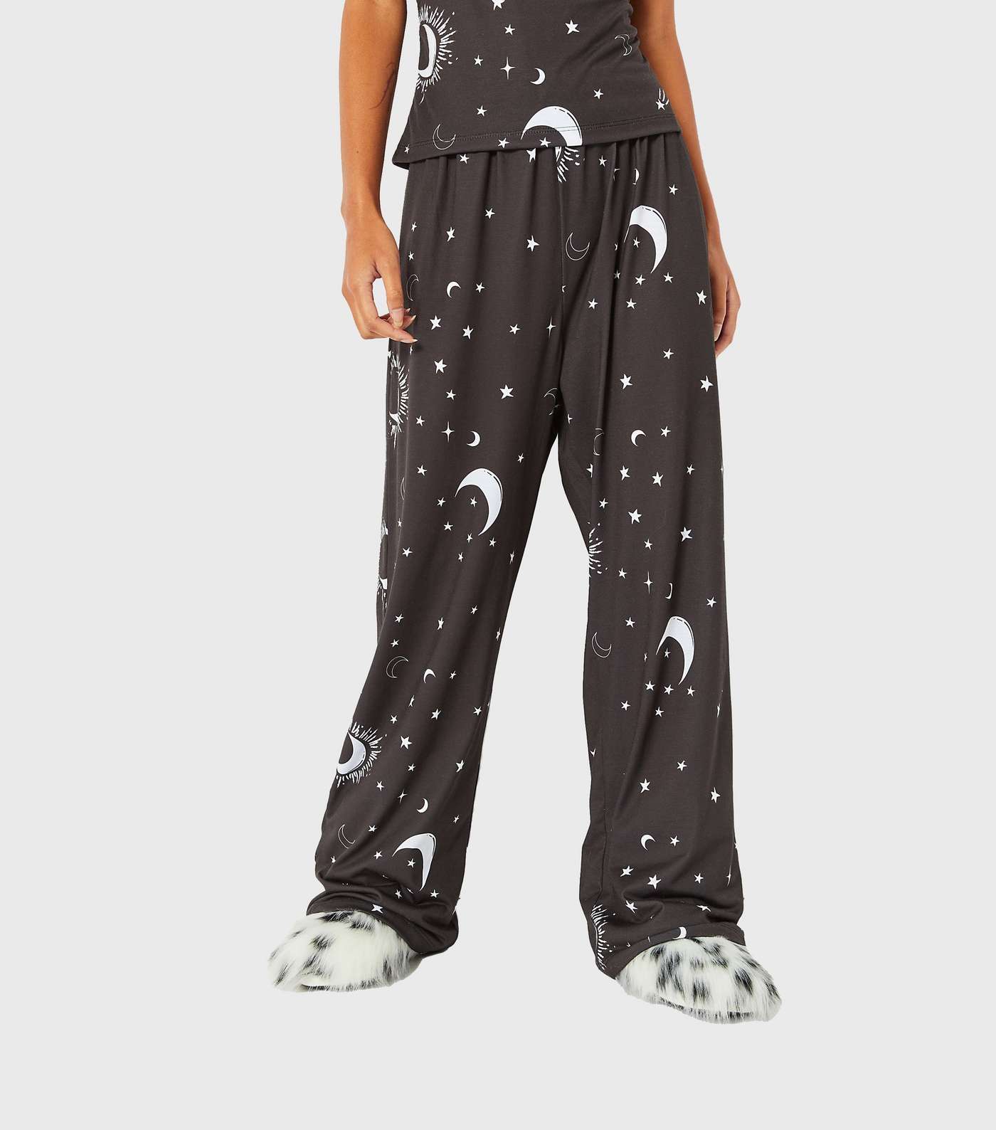 Skinnydip Black Lace Cami Pyjama Set with Celestial Print Image 3