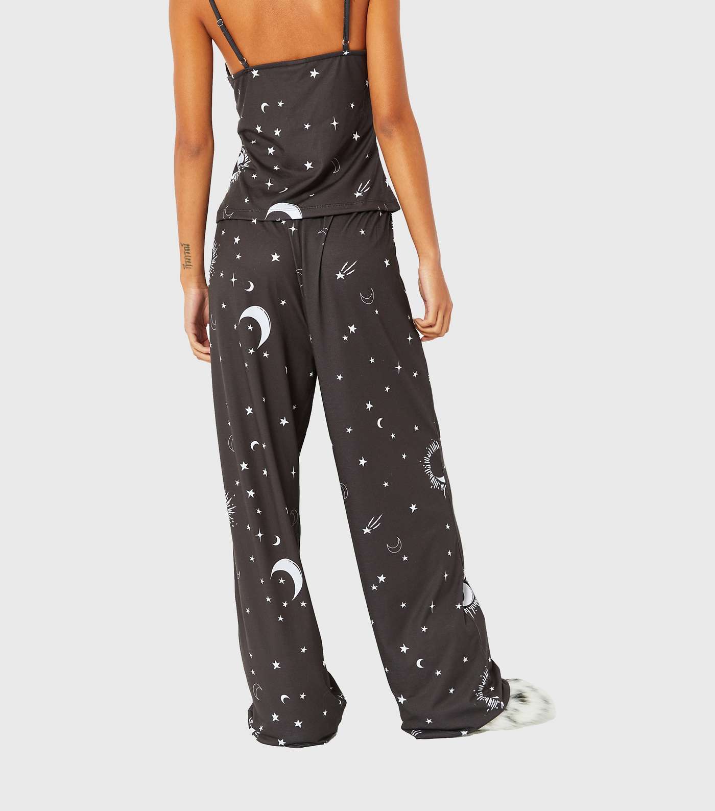 Skinnydip Black Lace Cami Pyjama Set with Celestial Print Image 7