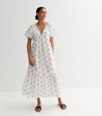 Daisy sale embroidered dress