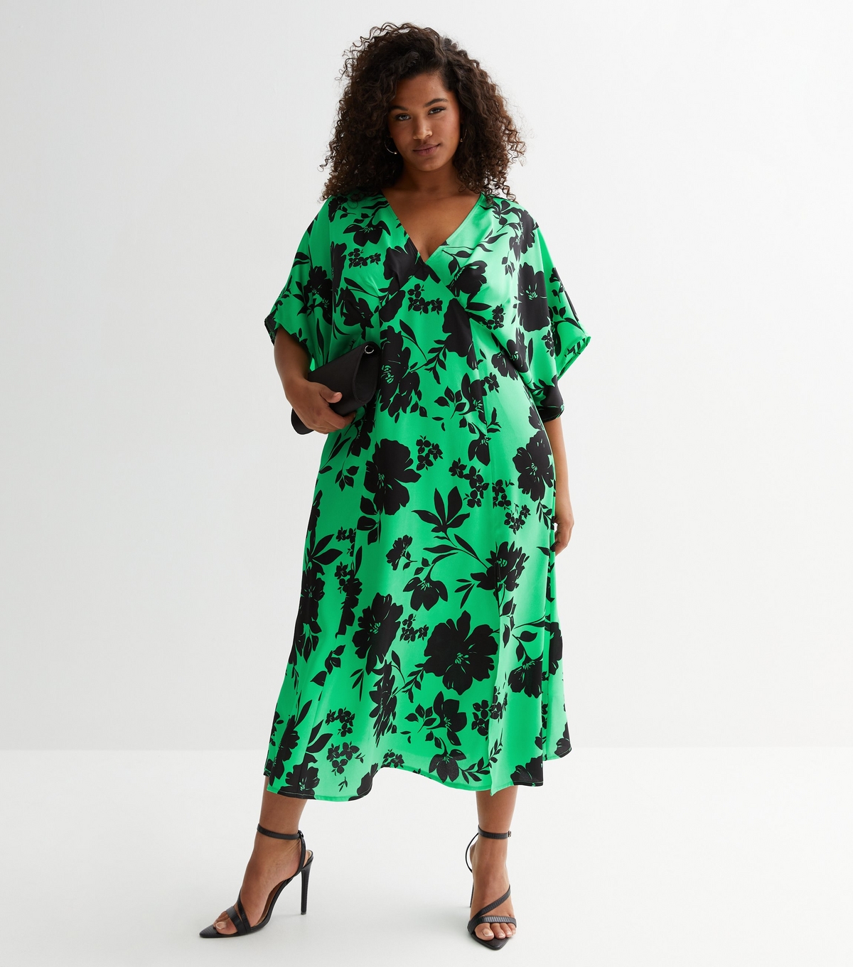 Women's Plus Size Green Floral Satin Kimono Sleeve Midi Dress Curves New Look