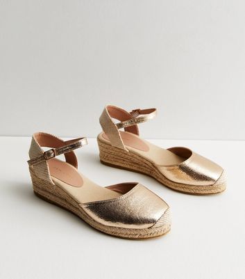 Buy Now Women Rose Gold Embellished Wedge Heels – Inc5 Shoes