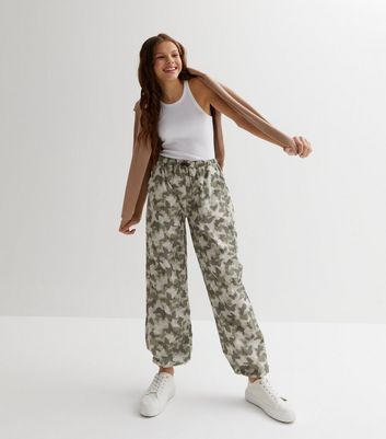Girls Light Grey Camo Utility Trousers  New Look