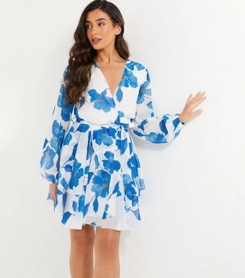 Missguided white hotsell floral dress