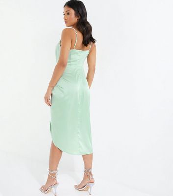 Mint green dress clearance quiz