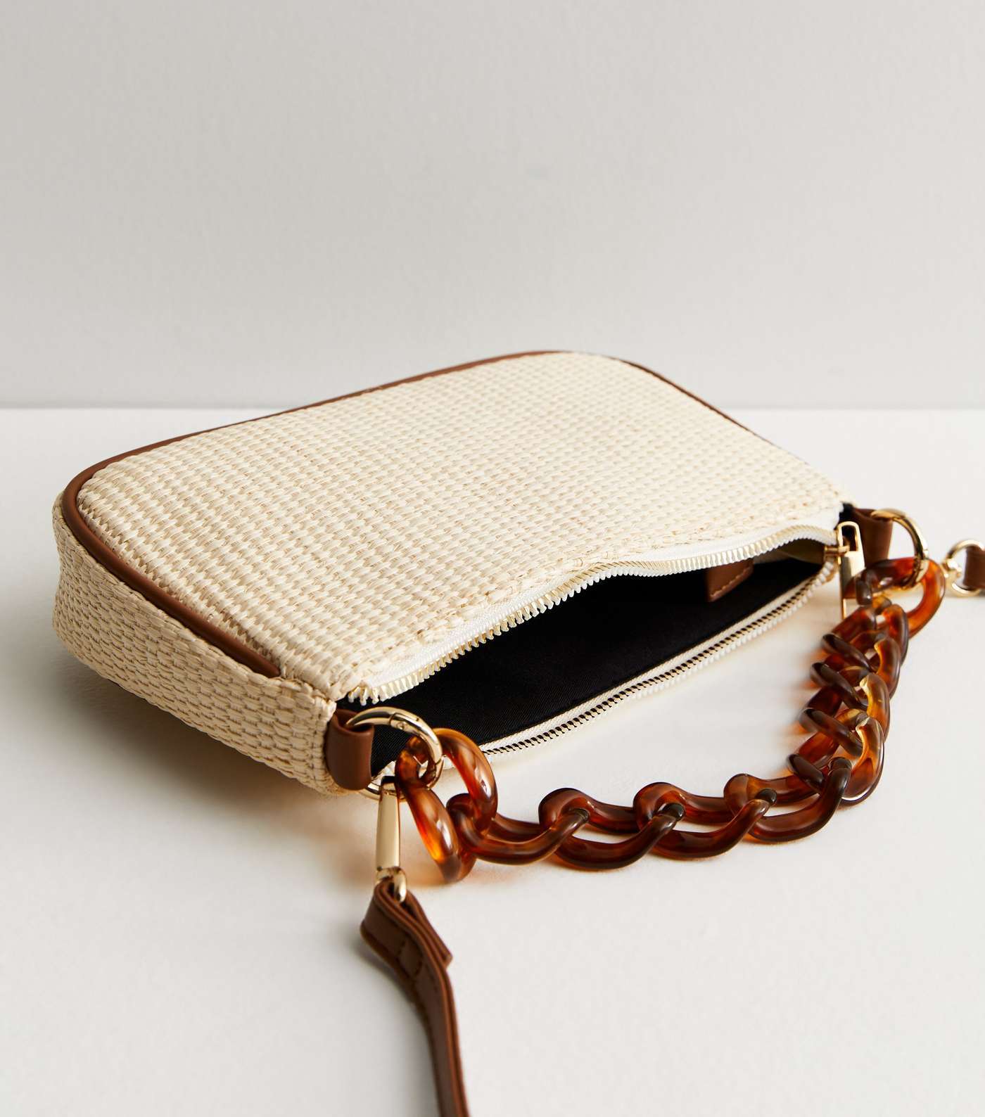 Cream Straw Effect Resin Chain Shoulder Bag Image 4