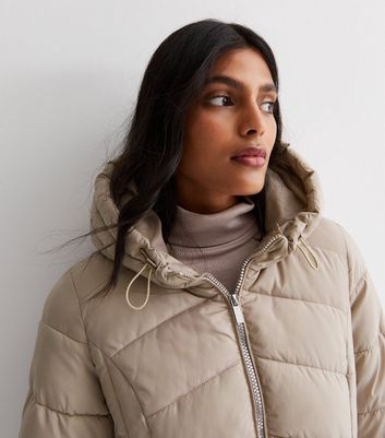 Mid-Length oversized puffer coat in Beige – Her Fashion Armoury