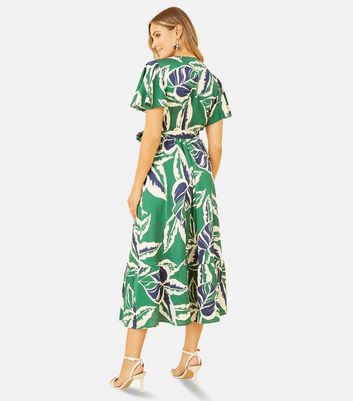 Yumi Green Leaf Print V Neck Short Sleeve Midi Wrap Dress New Look