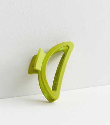Light Green Matte Cut Out Curved Claw Clip