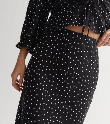 Black polka dot skirt new outlet look