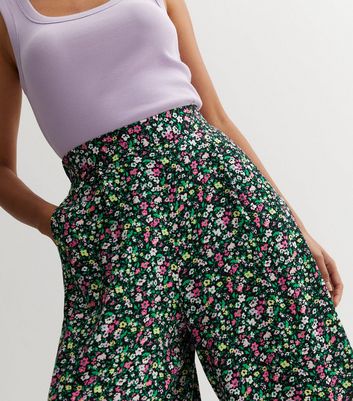 Black Floral High Waist Crop Trousers  New Look