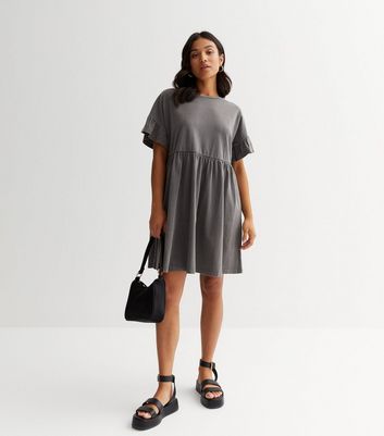 Round neck 2024 short sleeve dress