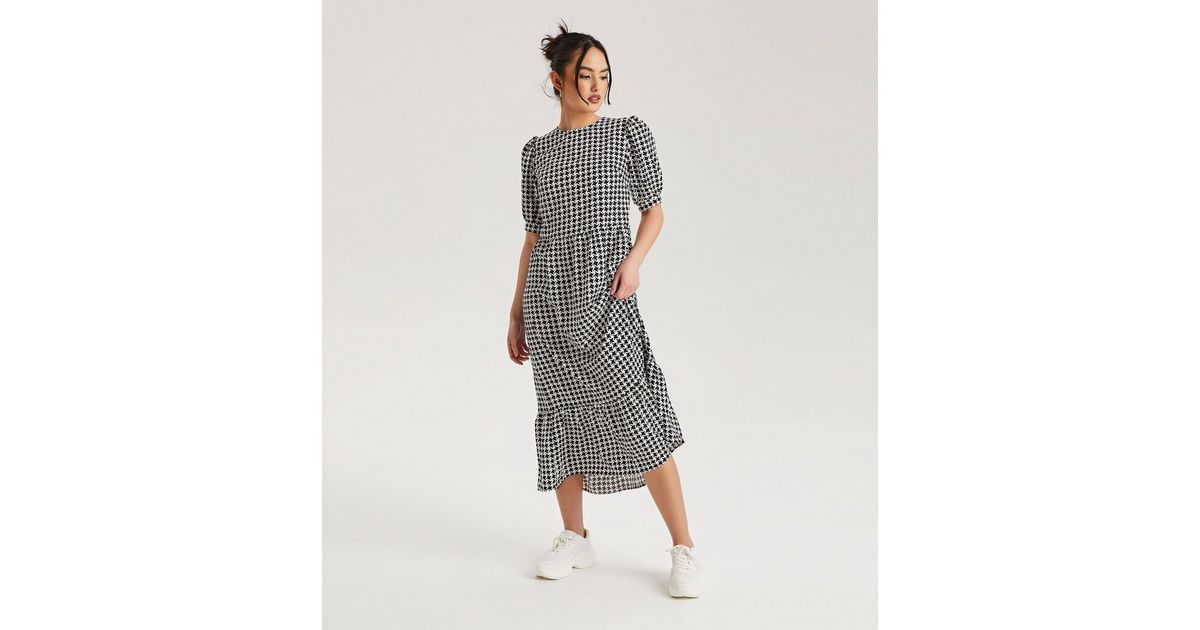 Urban Bliss Black Dogtooth Midi Smock Dress