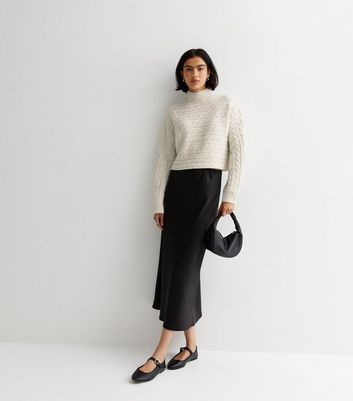 Pale Grey Cable Knit Crop Jumper New Look