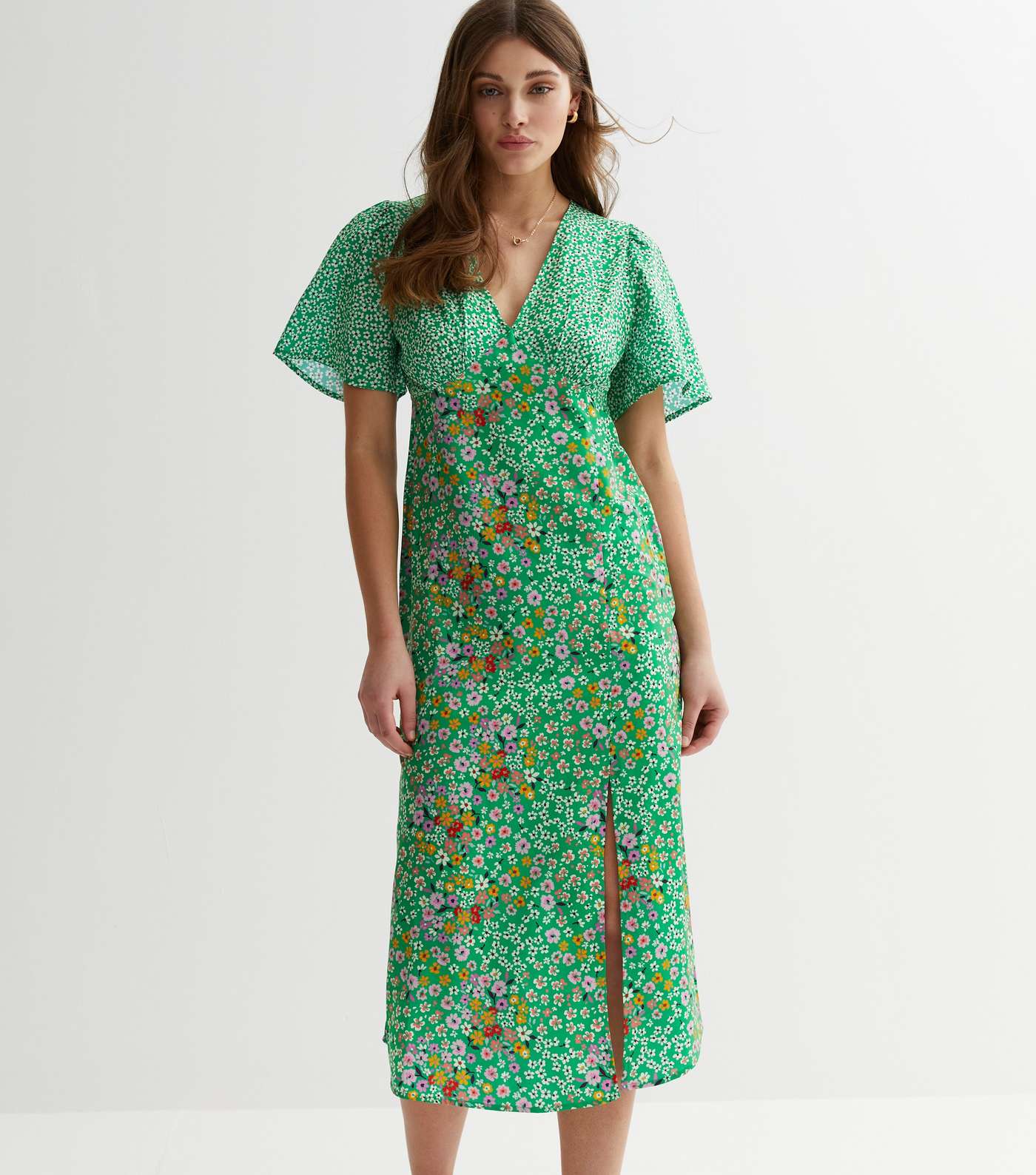 Green Mixed Floral Flutter Sleeve Midi Dress Image 3