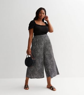 Vintage Styling with Trousers  Plus size vintage fashion Plus size  cottagecore fashion Vintage outfits plus size