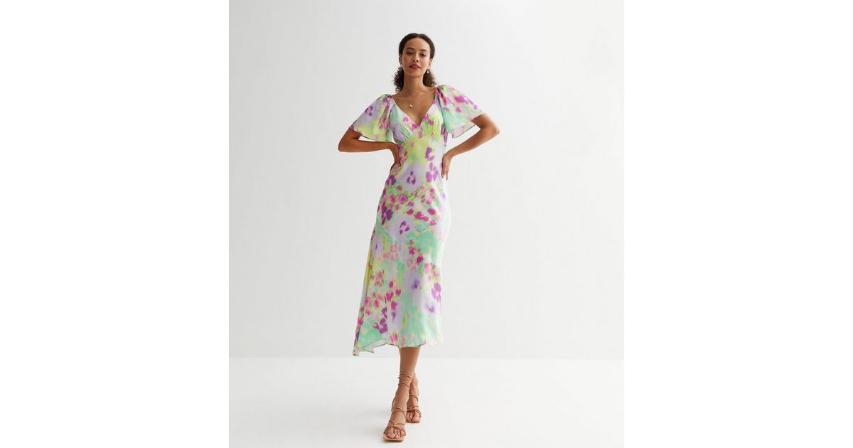 Tall Lilac Floral Satin Flutter Sleeve Midi Dress | New Look