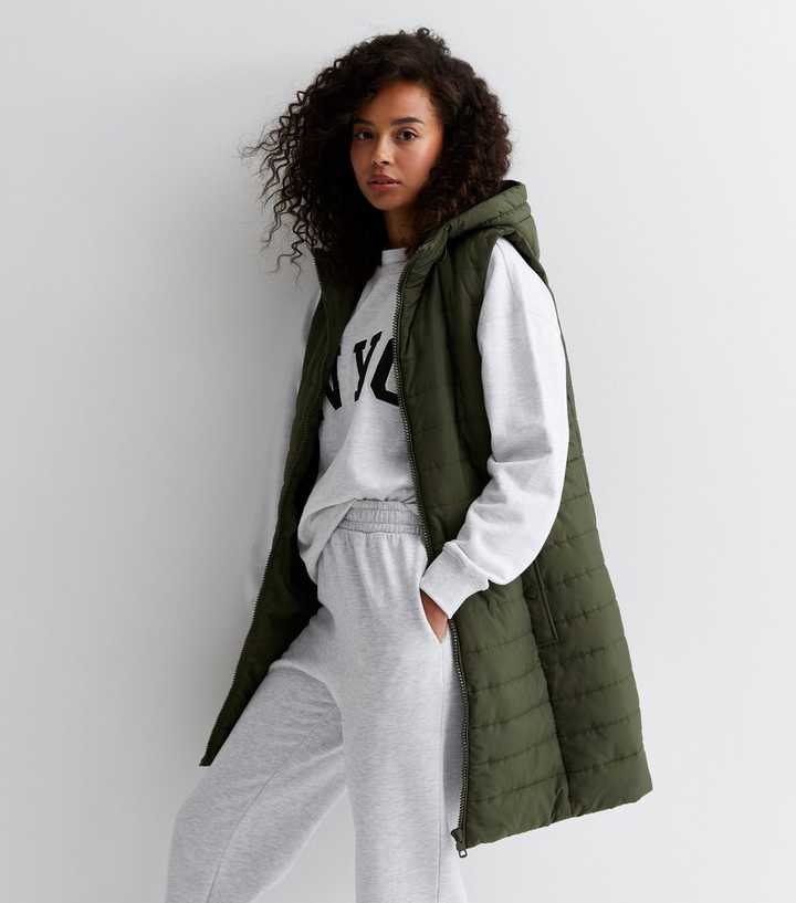 https://media2.newlookassets.com/i/newlook/862237334/womens/clothing/coats-jackets/tall-khaki-padded-longline-gilet.jpg?strip=true&qlt=50&w=720