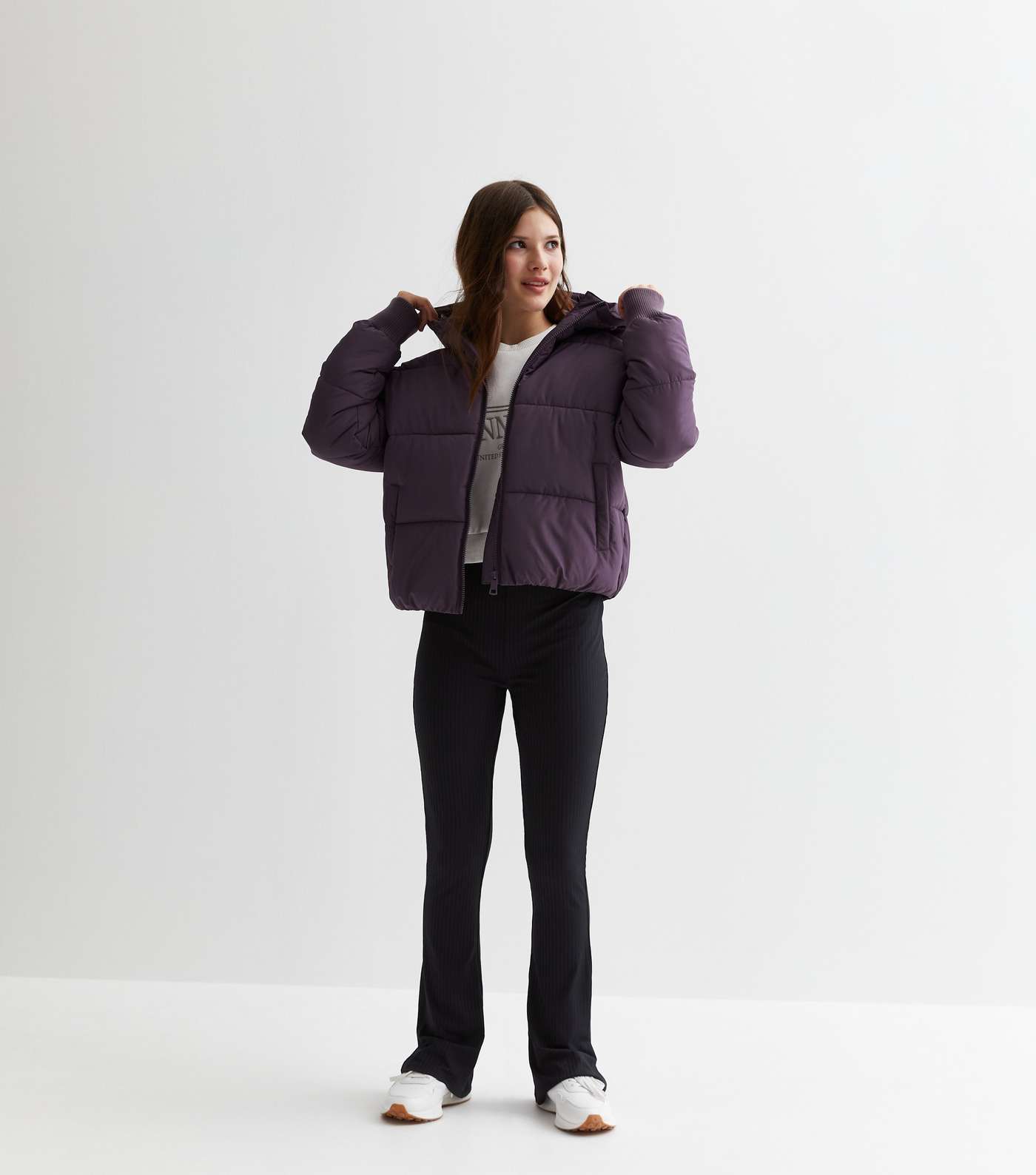 Girls Purple Hooded Puffer Jacket Image 3