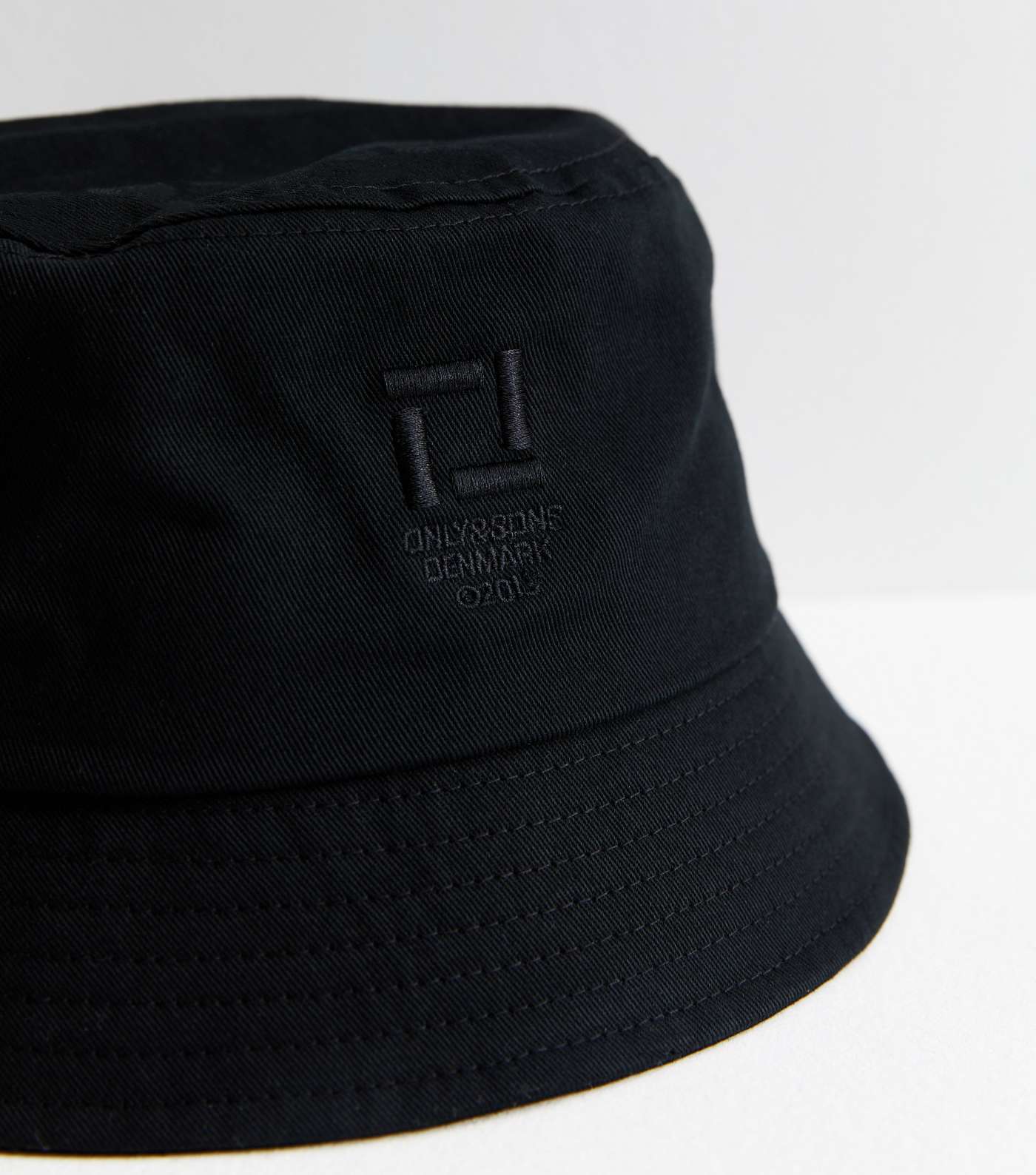 Only & Sons Black Embroidered Logo Bucket Hat Image 3