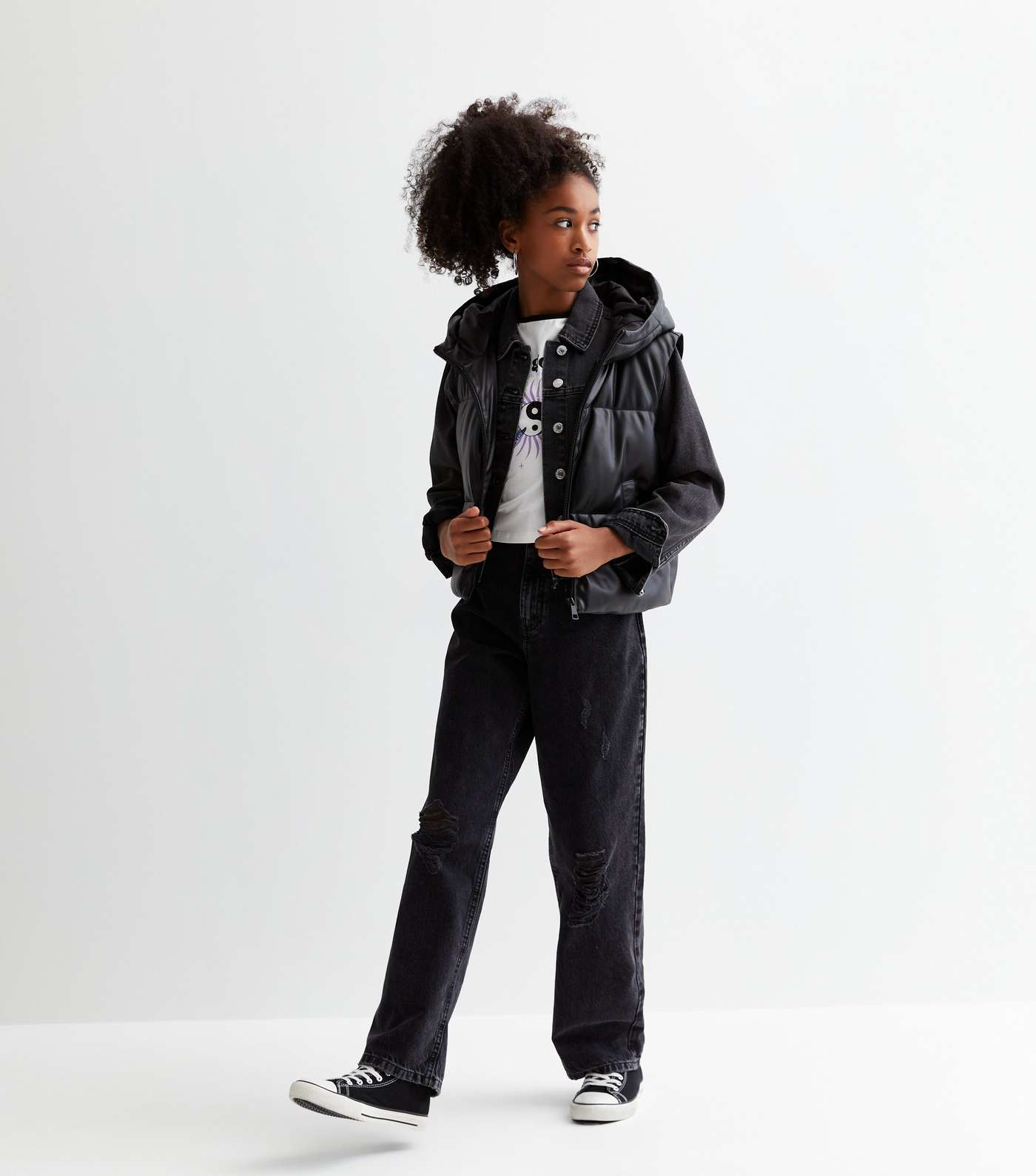 Girls Black Leather-Look Hooded Puffer Gilet Image 3