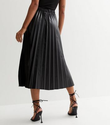 Leather look shop pleated skirt