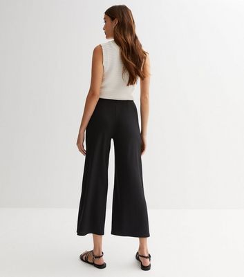Black Ribbed Wide Leg Crop Trousers New Look