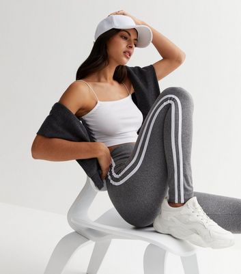 A New Day Seamless High-Waist Fleece-Lined Leggings | 23 Chic Thermal  Leggings That Will Warm Your Legs All Winter | POPSUGAR Fashion UK Photo 6