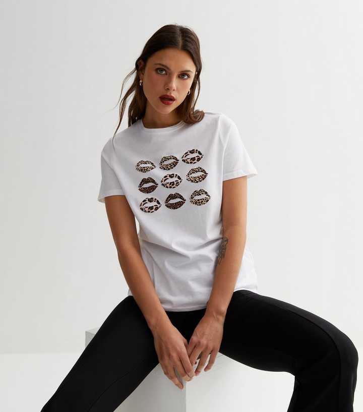 Plus Size Casual T-shirt, Women's Plus Leopard Lip Print Short