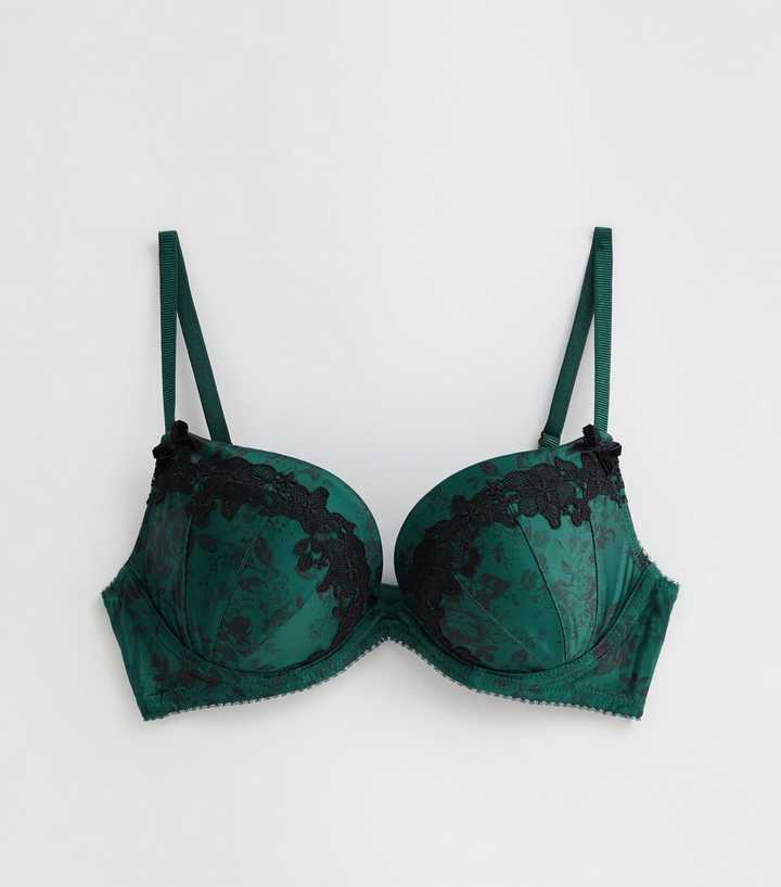 https://media2.newlookassets.com/i/newlook/863549539M5/womens/clothing/lingerie/green-floral-print-satin-lace-trim-push-up-bra.jpg?strip=true&qlt=50&w=720